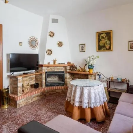 Residencial Barquero Pernia * Canete la Real